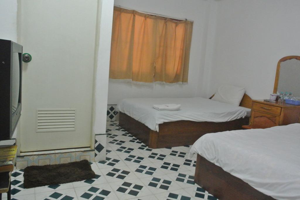 Nice Guesthouse Muang Phônsavan Chambre photo